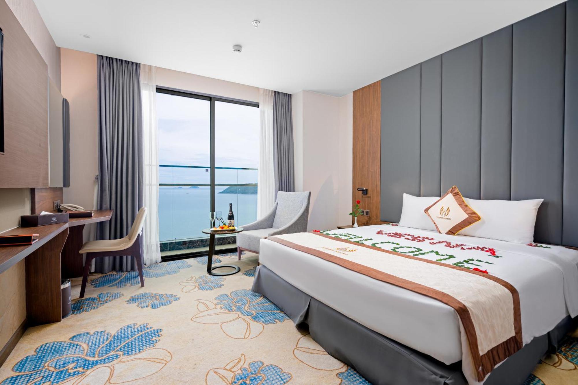 Vesna Hotel Nha Trang Buitenkant foto