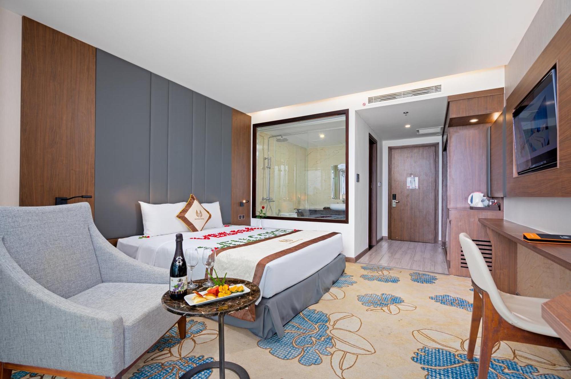 Vesna Hotel Nha Trang Buitenkant foto