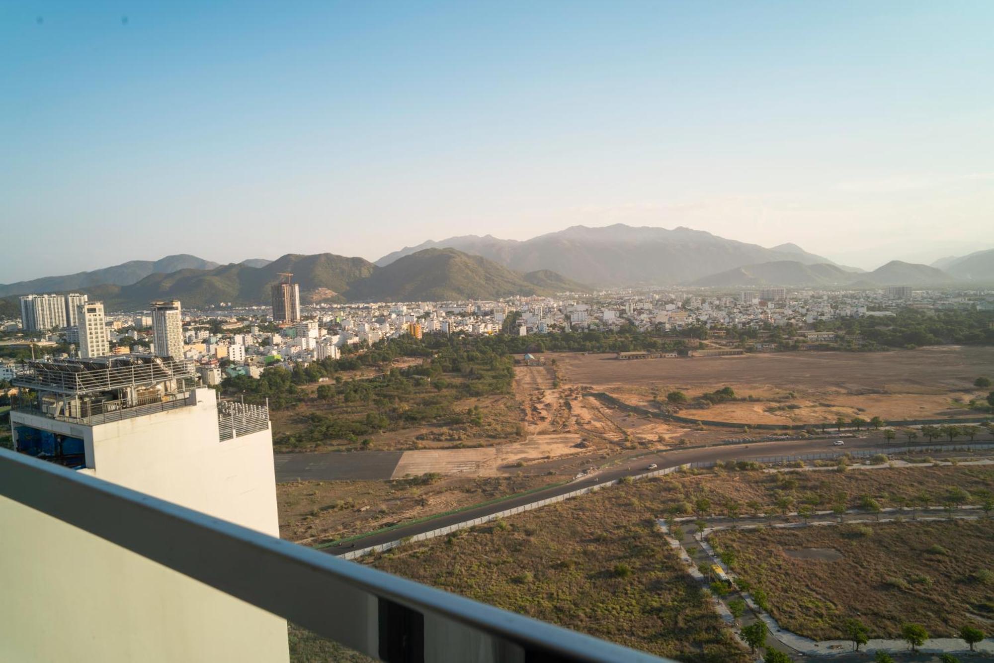 Vesna Hotel Nha Trang Buitenkant foto
