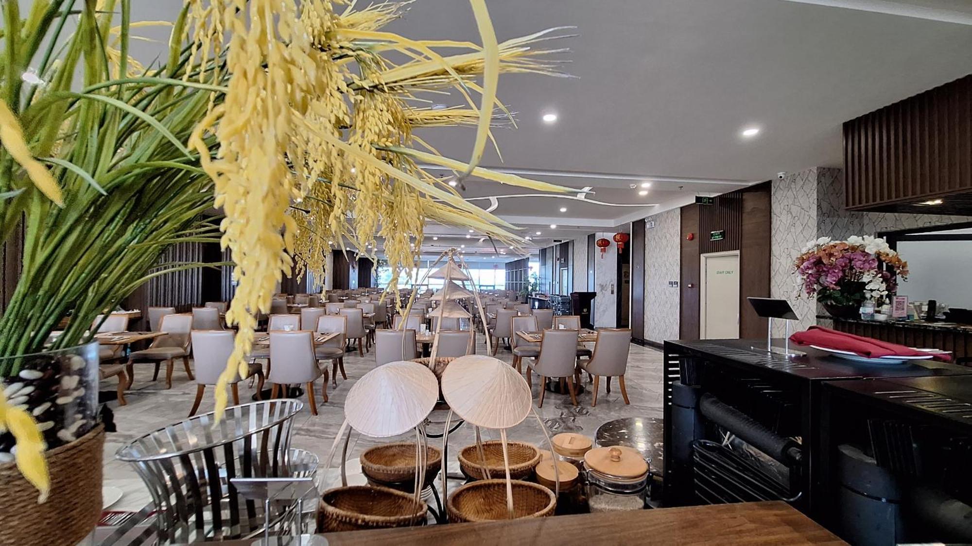 Vesna Hotel Nha Trang Buitenkant foto